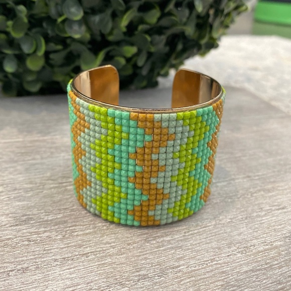 Handmade Canadian Beaded Cuff Bracelet - Picture 1 of 2